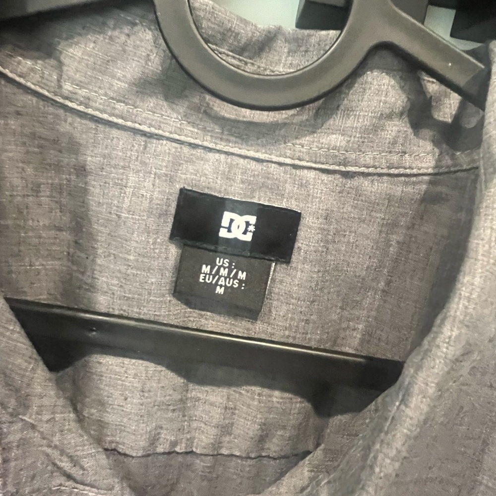 Mens DC Grey Linen Button Down - Medium